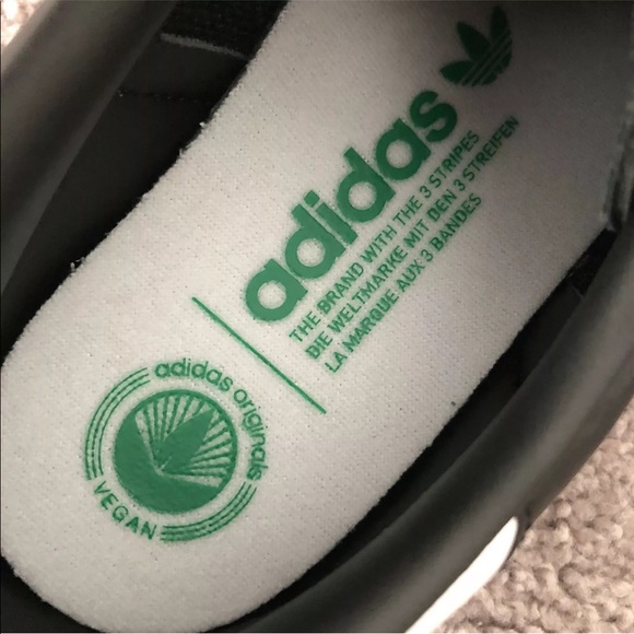 Adidas Original Samba Vegan Men's Shoes Multiple Sizes. - Picture 6 of 9